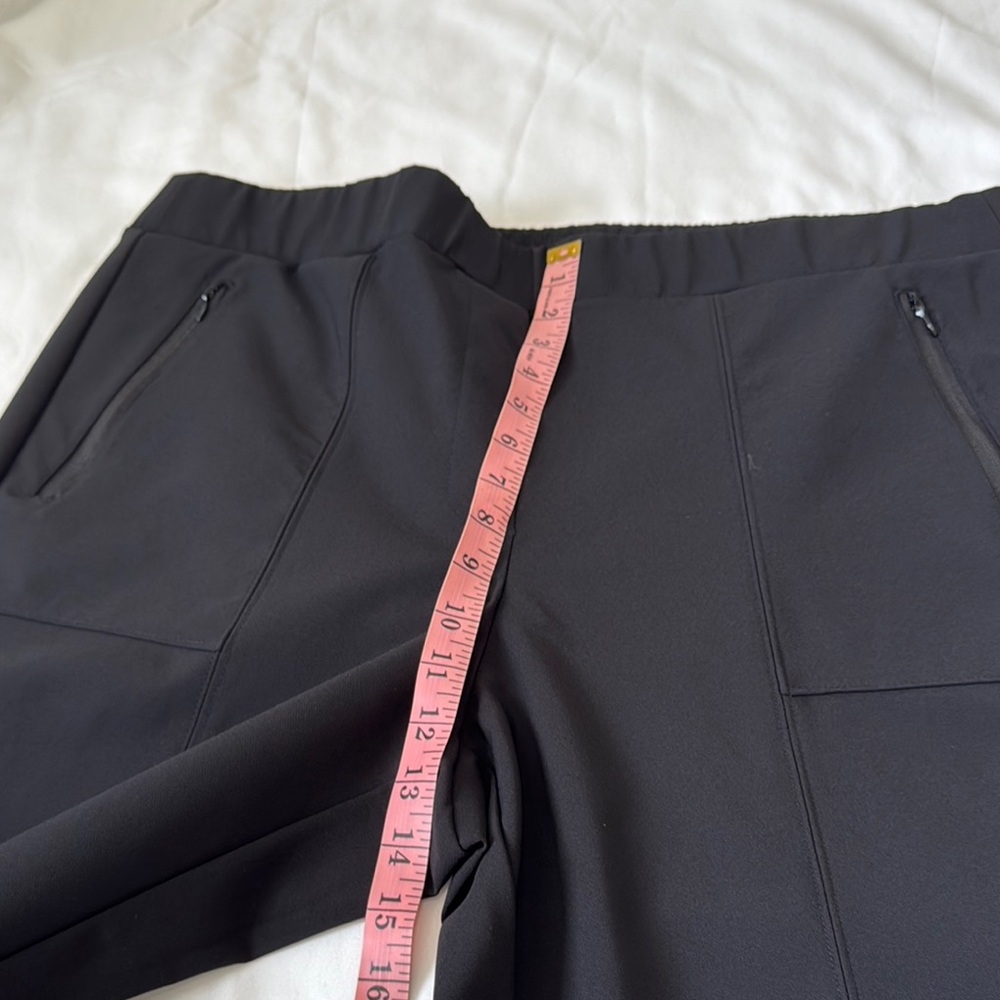 LANE BRYANT Black Cropped Pants size 18 - Picture 5 of 6